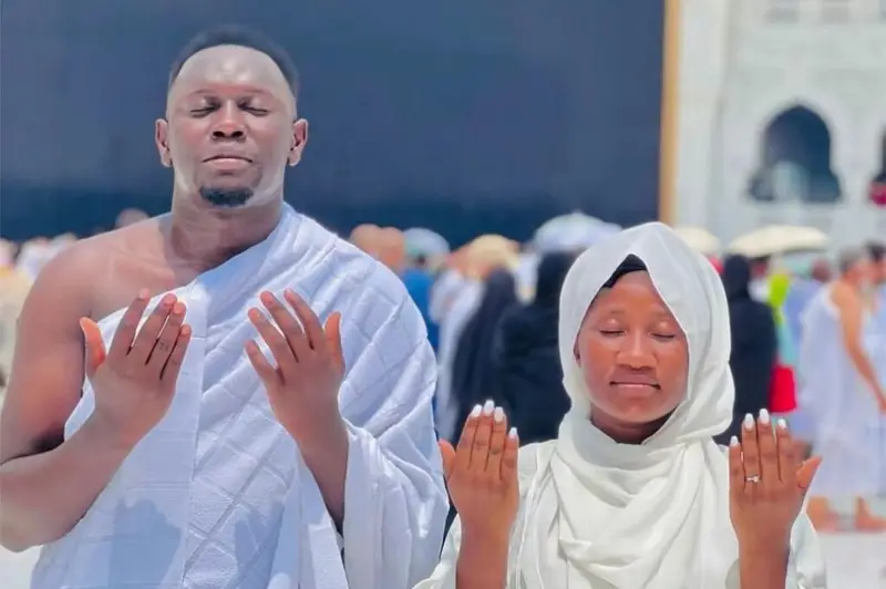 “She Was Never Approved for Umrah!” – Religious Leaders Expose Chosen Becky’s Secret Mecca Trip, Demand She Seeks Forgiveness