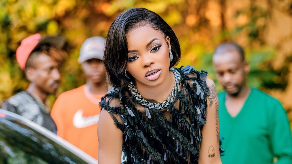 Rahmah Pinky Opens Up About Her Love Life: "I Like My Men Older"